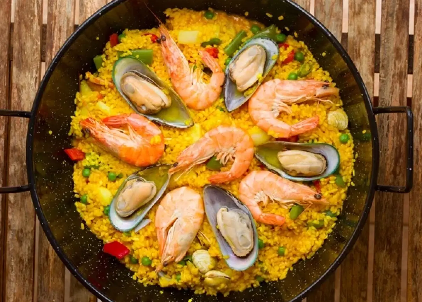 Paella and Bubbles on the Vineyard Green